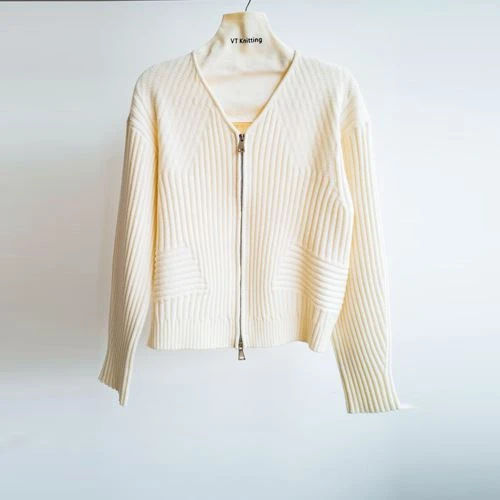 Strickjacke aus Merinowolle