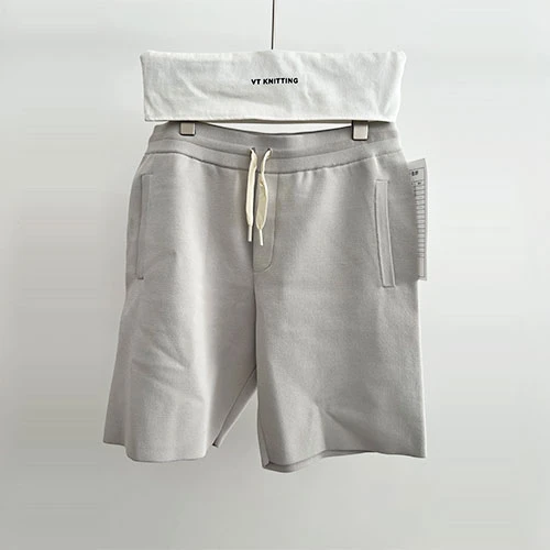 Wandershorts im Freien